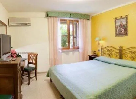 Campiglione Hotel 3*