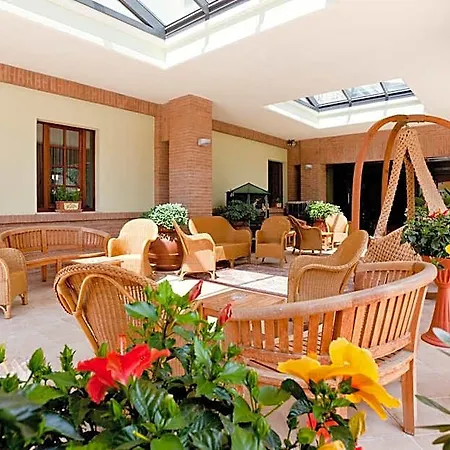 Campiglione Otel