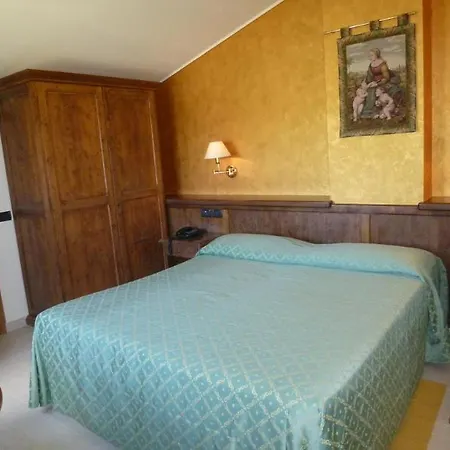 Campiglione Hotel