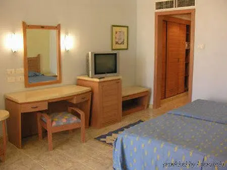 מלון Campiglione 3*